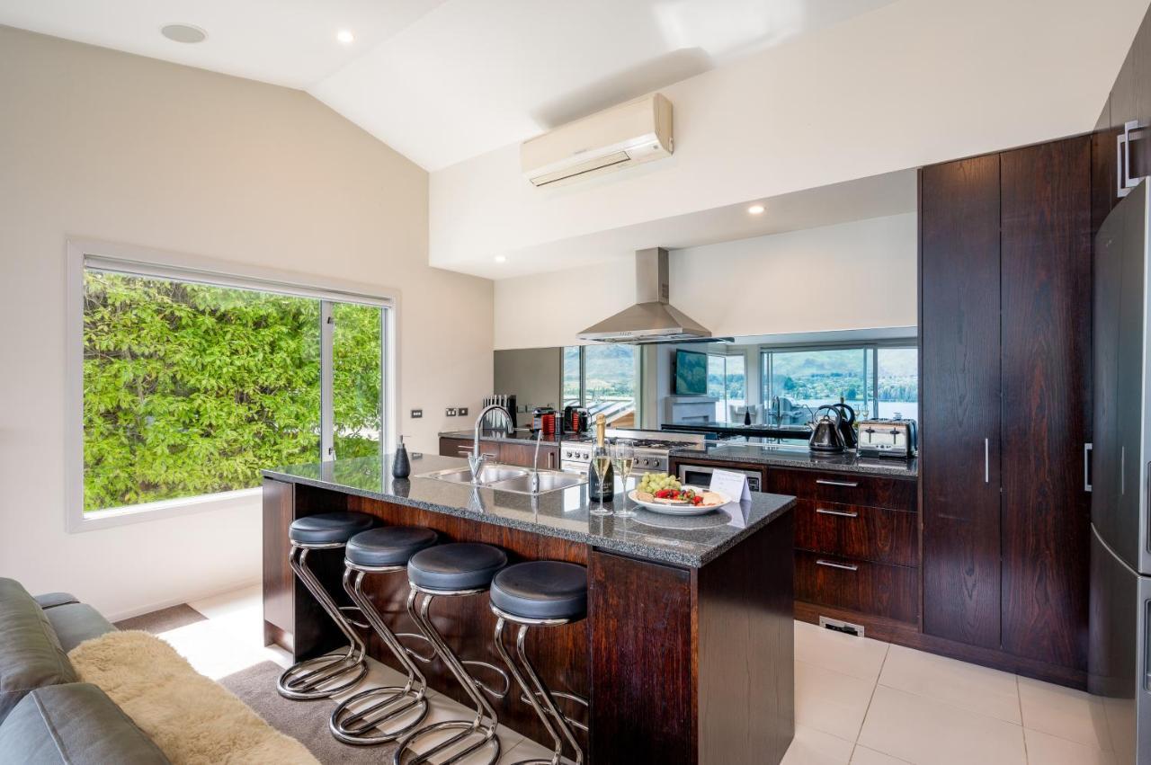Luxury Lakeview Vista Apartment Wanaka Exterior foto